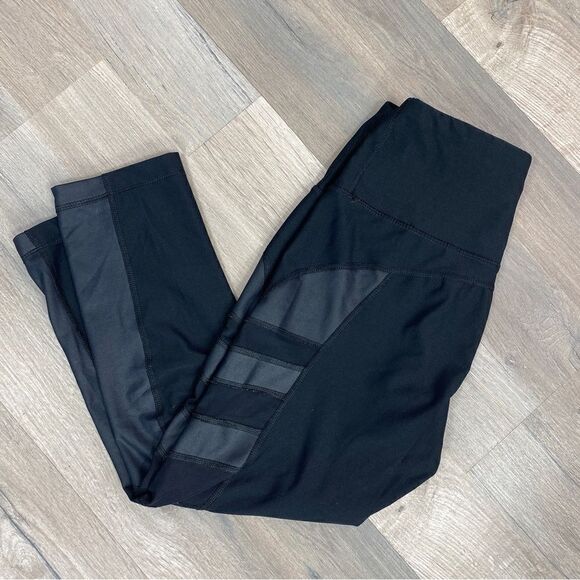 90 Degrees by Reflex Mesh Side Crop Leggings Black Small - Picture 1 of 9